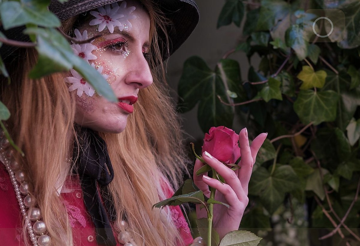 How Window Light Changes a Portrait Mood